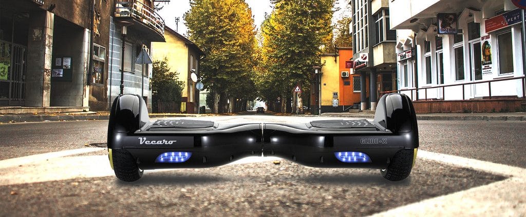 Los hoverboard son patinetes eléctricos con sistema giroscopico autobalanceado, que permiten ser manejados mediante el cambio de equilibrio de tu cuerpo. Lo más parecido al patinete de regreso al futuro que se haya inventado